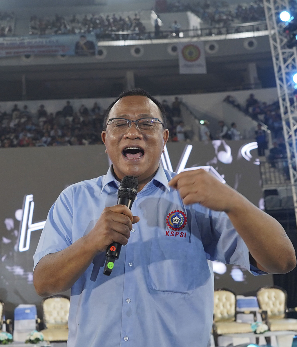 Jumhur Hidayat. Ketua Umum Konfederasi Serikat Pekerja Seluruh Indonesia (KSPSI)