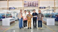 pabrik pekalongan Plt. Bupati Pekalongan, Sukirman melakukan kunjungan ke pabrik sepatu PT. Hardases Abadi Indonesia (HAI) di Desa Sampih Kecamatan Wonopringgo, Kabupaten Pekalongan, Selasa (26/05/2026). (Foto : Pemkab Pekalongan)