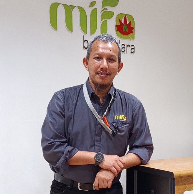 Abdul HarisWakil Kepala Teknik Tambang (KTT)